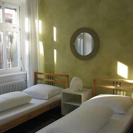 Eastseven Albergue