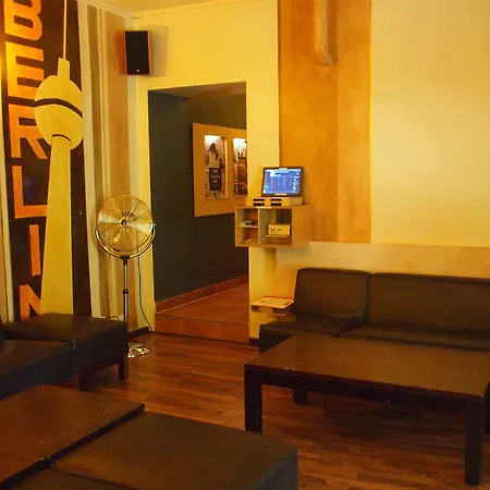 ホステル Eastseven *